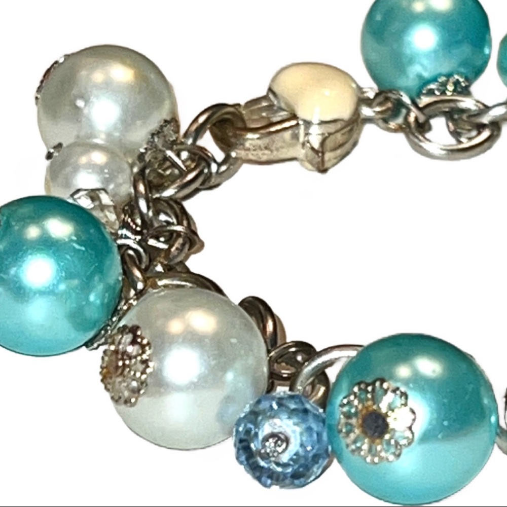 Silver & Pastel Teal & White Pearls Chain Link Bracelet - Picture 5 of 7